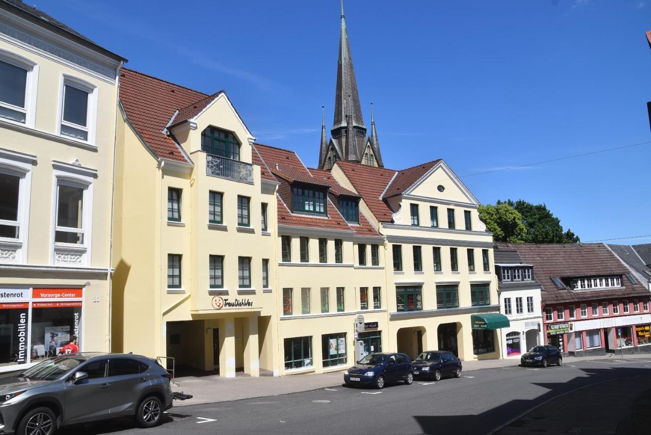 Fewo1846 - Atrium - Luxurioese Wohnung Mit 3 Schlafzimmern Und Balkon Im Stadtzentrum Φλένσμπουργκ Εξωτερικό φωτογραφία